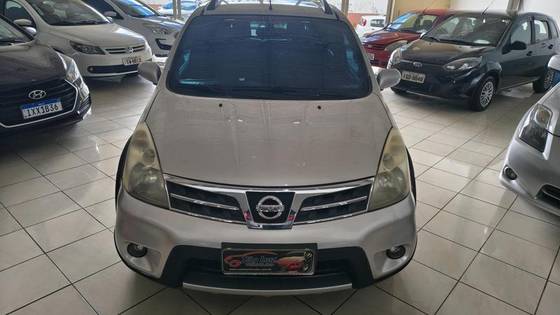 NISSAN LIVINA 1.6 16V FLEX 4P MANUAL NISSAN LIVINA 1.6 16V FLEX 4P MANUAL